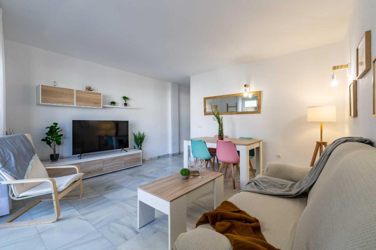 Fuengirola Los Boliches Paseo Maritimo Rey De Espana Esquina Lope De Vega 1 Dormitorio Mas Sofa Cama Salon Mas Cama Supletoria ภายนอก รูปภาพ