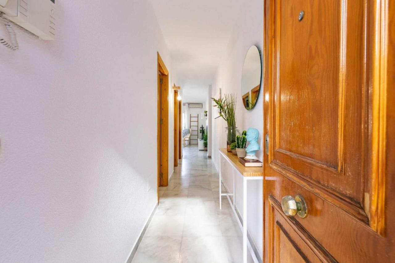 Fuengirola Los Boliches Paseo Maritimo Rey De Espana Esquina Lope De Vega 1 Dormitorio Mas Sofa Cama Salon Mas Cama Supletoria ภายนอก รูปภาพ
