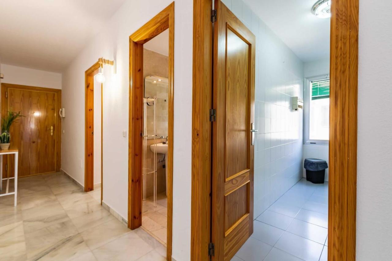 Fuengirola Los Boliches Paseo Maritimo Rey De Espana Esquina Lope De Vega 1 Dormitorio Mas Sofa Cama Salon Mas Cama Supletoria ภายนอก รูปภาพ