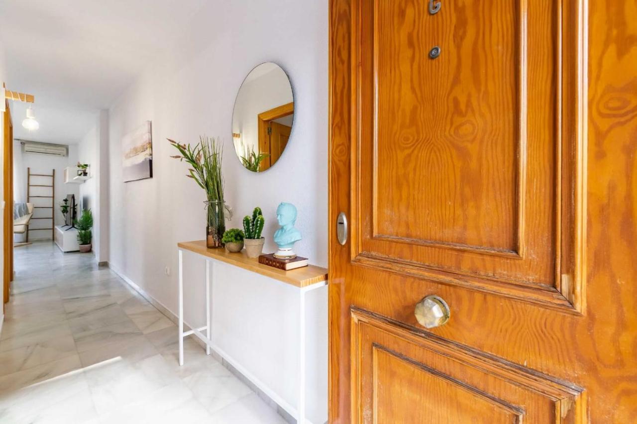 Fuengirola Los Boliches Paseo Maritimo Rey De Espana Esquina Lope De Vega 1 Dormitorio Mas Sofa Cama Salon Mas Cama Supletoria ภายนอก รูปภาพ